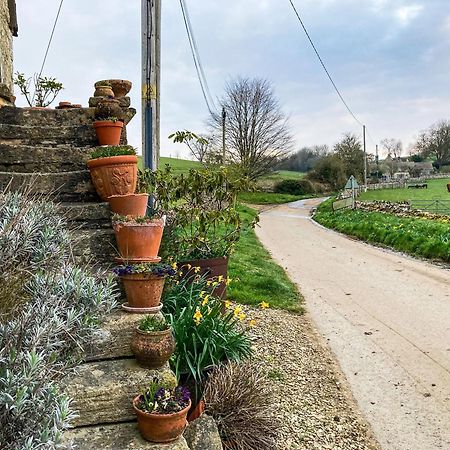 Flowers Barn Villa Daglingworth Екстериор снимка